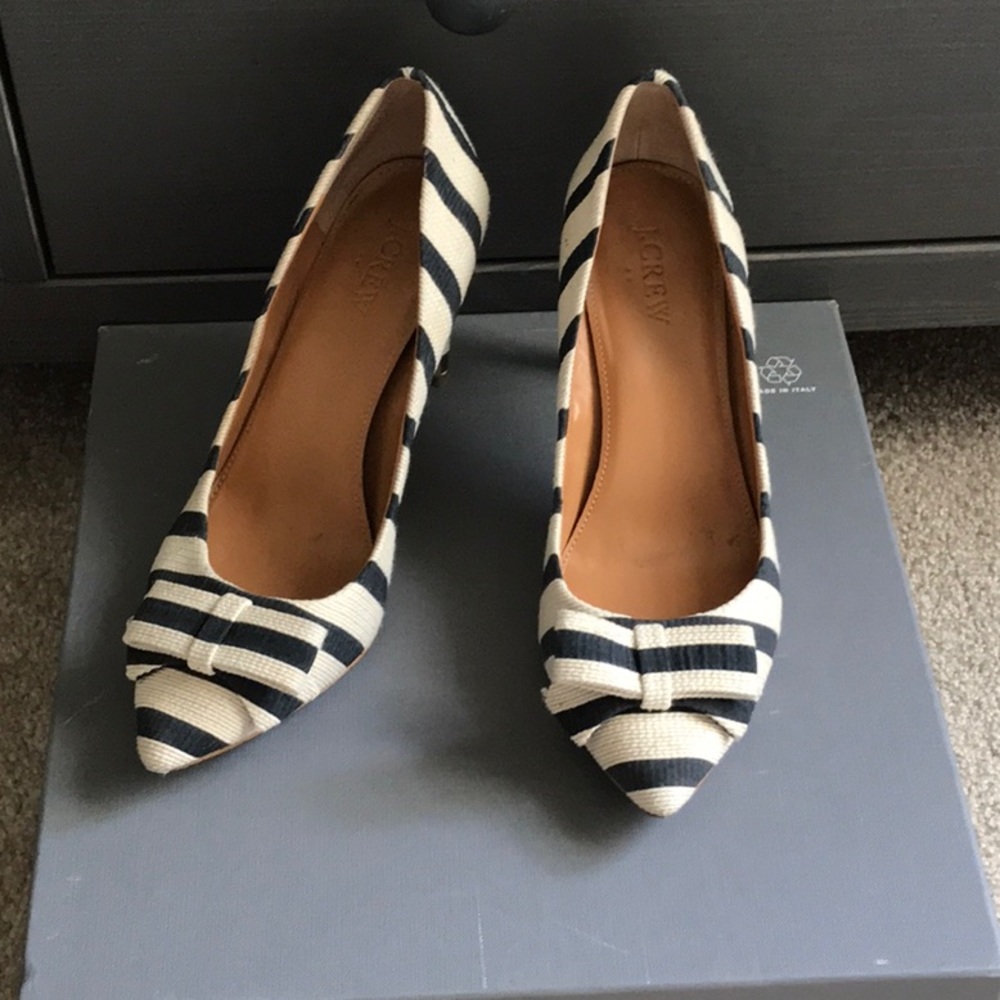 J Crew Bow Pump